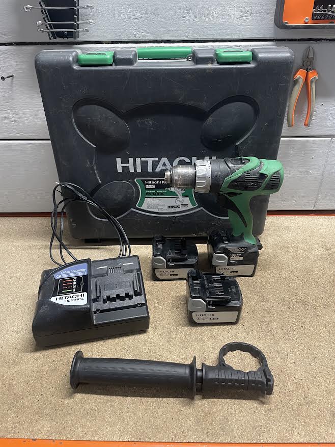 visseuse HITACHI
