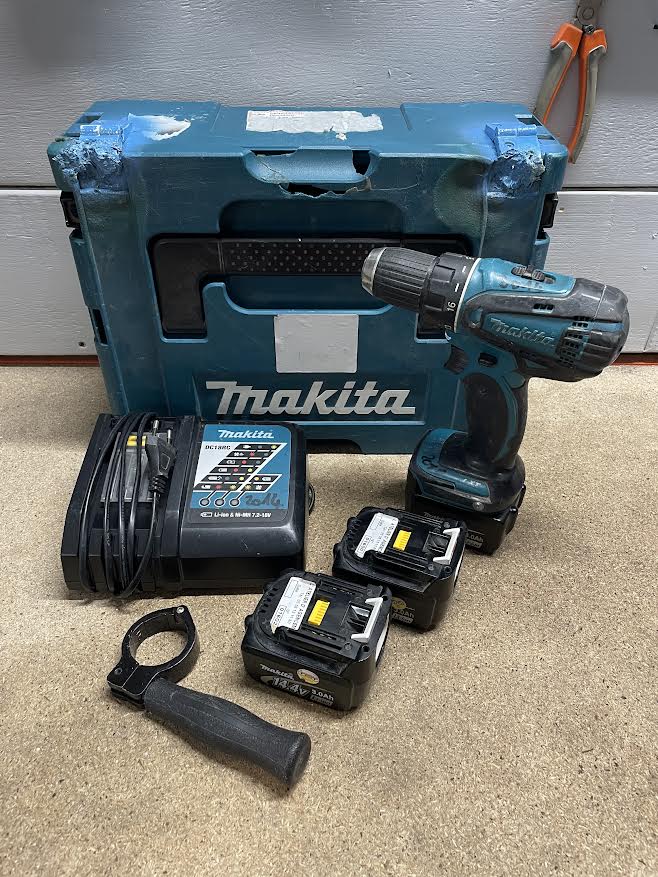 Visseuse MAKITA BDF446