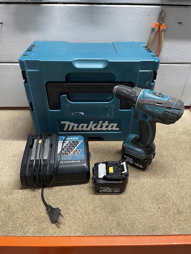 Visseuse MAKITA DDF446